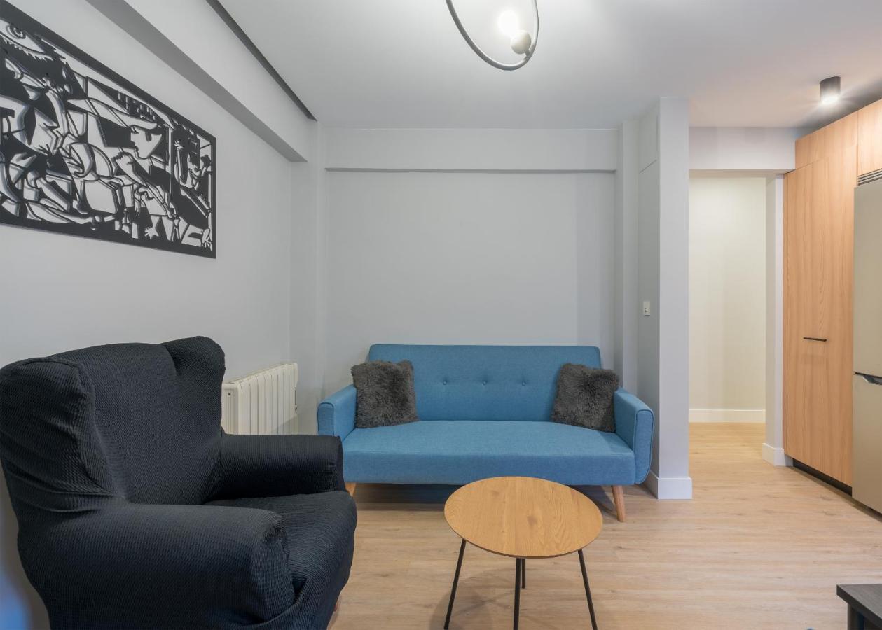 Villa Hita Apartment By People Rentals Bilbao Exterior foto